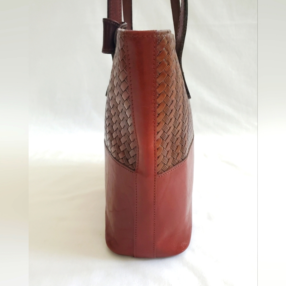 Brahmin Woven and Smooth Leather Tote in Chestnut Red. Size is 9”x12”x4”. - Picture 4 of 12